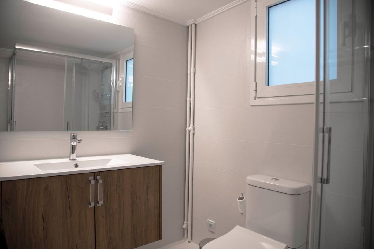 Marianna'S Stylish Brand New Apt In The Heart Of Atenas Exterior foto