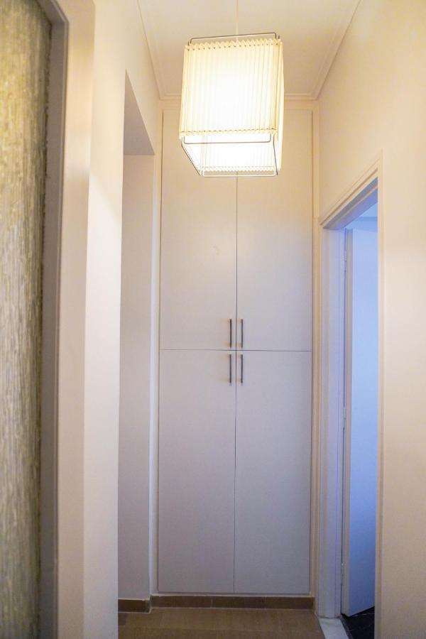 Marianna'S Stylish Brand New Apt In The Heart Of Atenas Exterior foto