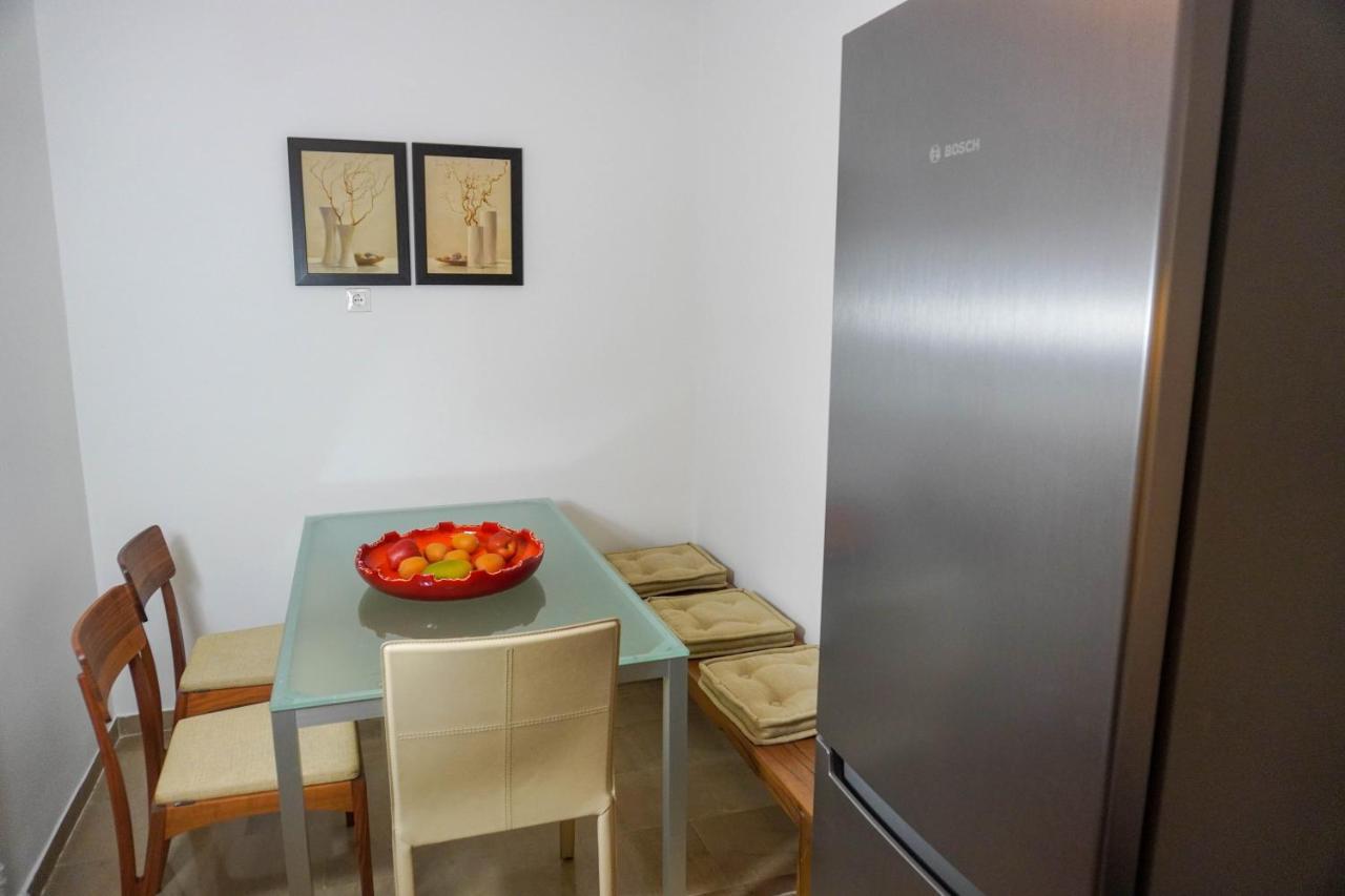 Marianna'S Stylish Brand New Apt In The Heart Of Atenas Exterior foto